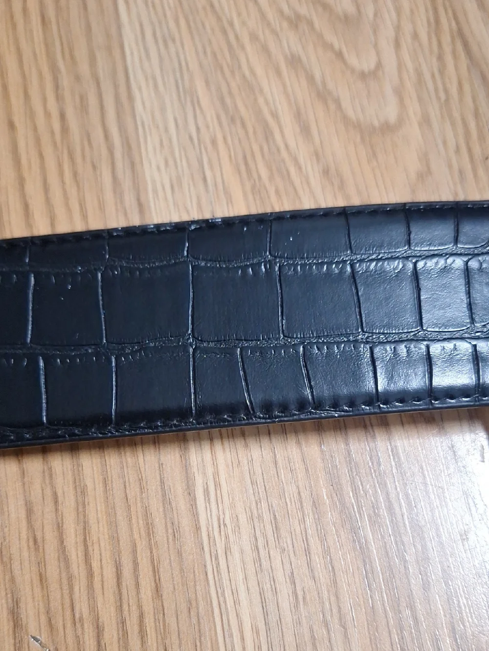 Risantry Black Wide Croc-Embossed Women's Belt with Gold Buckle